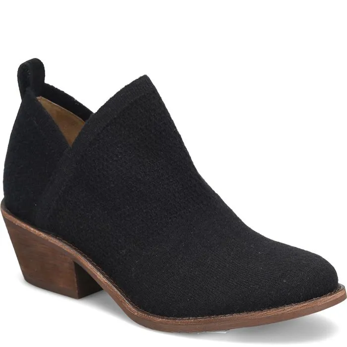 Arvada water resistant black knit booties