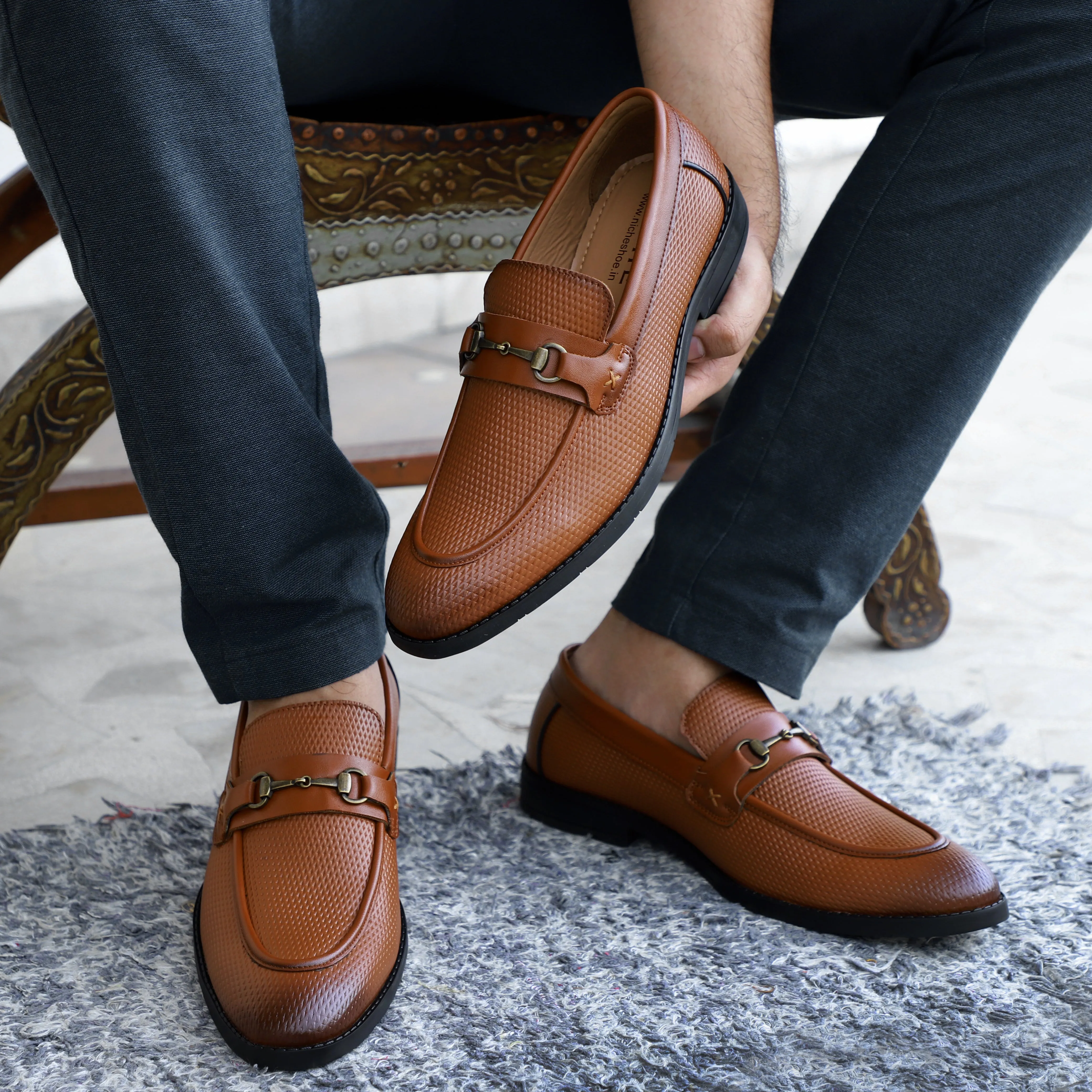 NICHE Tan Brown Braided Horsebit Loafers