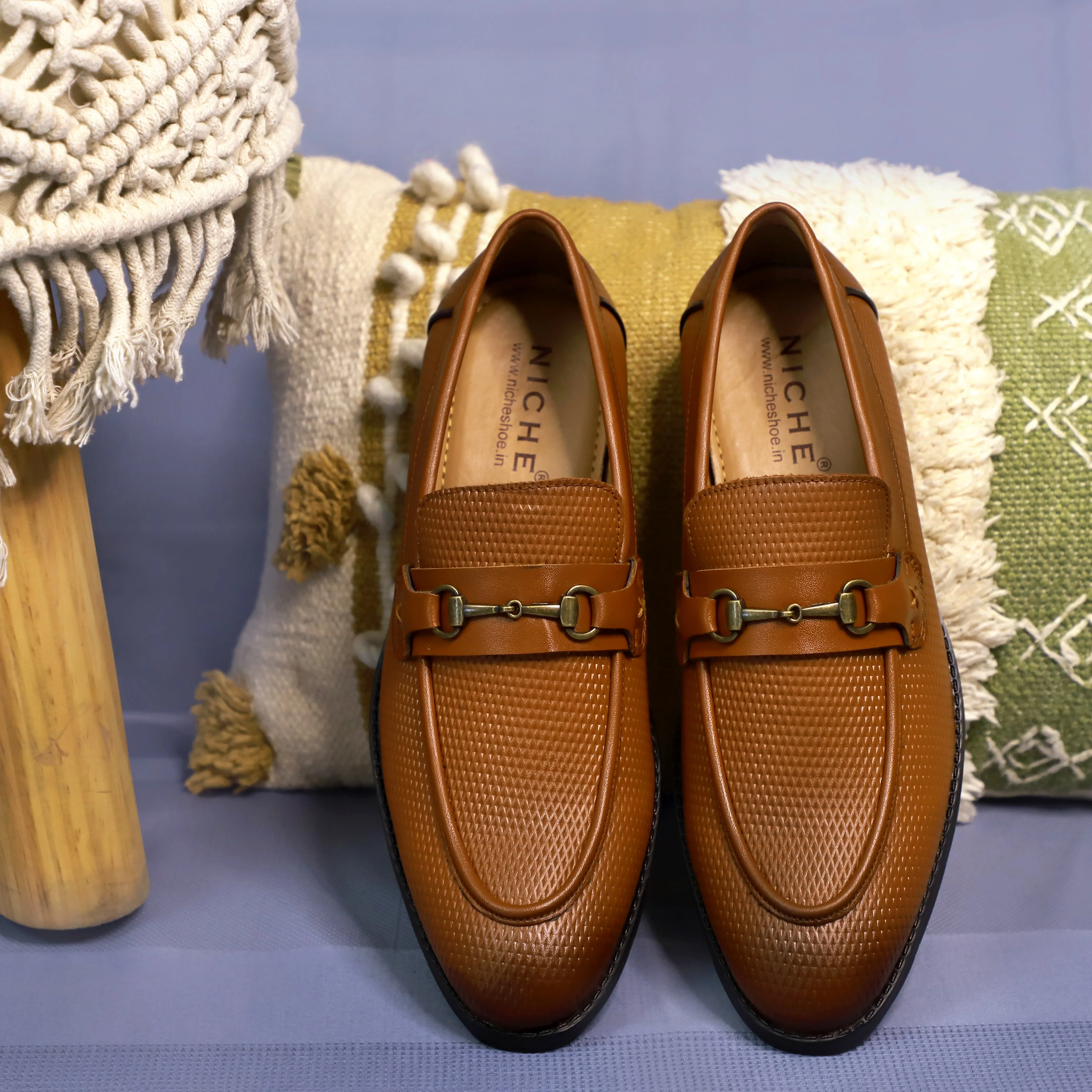 NICHE Tan Brown Braided Horsebit Loafers