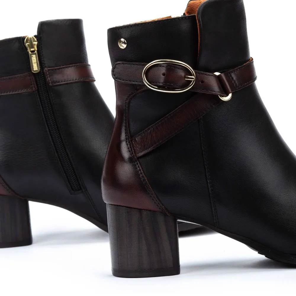Pikolinos Calafat Black Leather Boot (Women's)