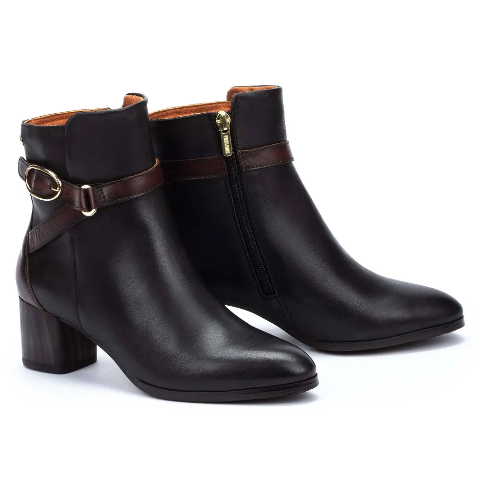 Pikolinos Calafat Black Leather Boot (Women's)
