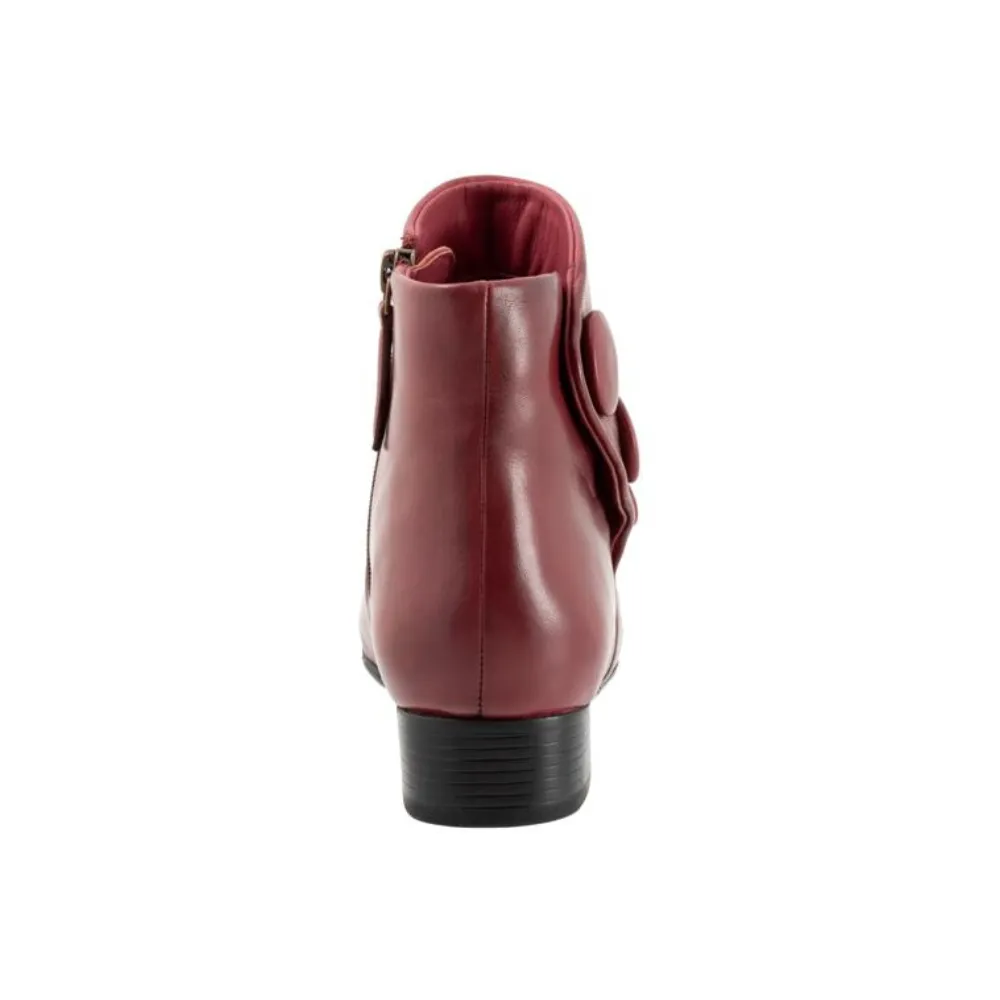 Trotters Mila Sangria Bootie (Women's)