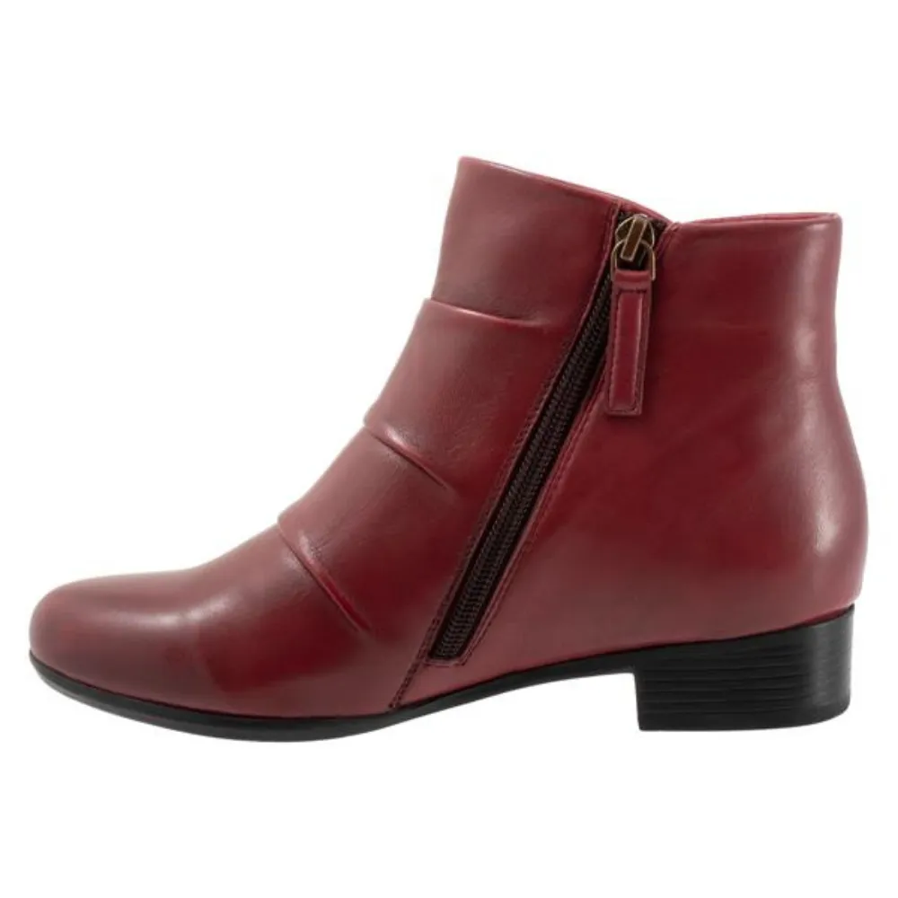 Trotters Mila Sangria Bootie (Women's)