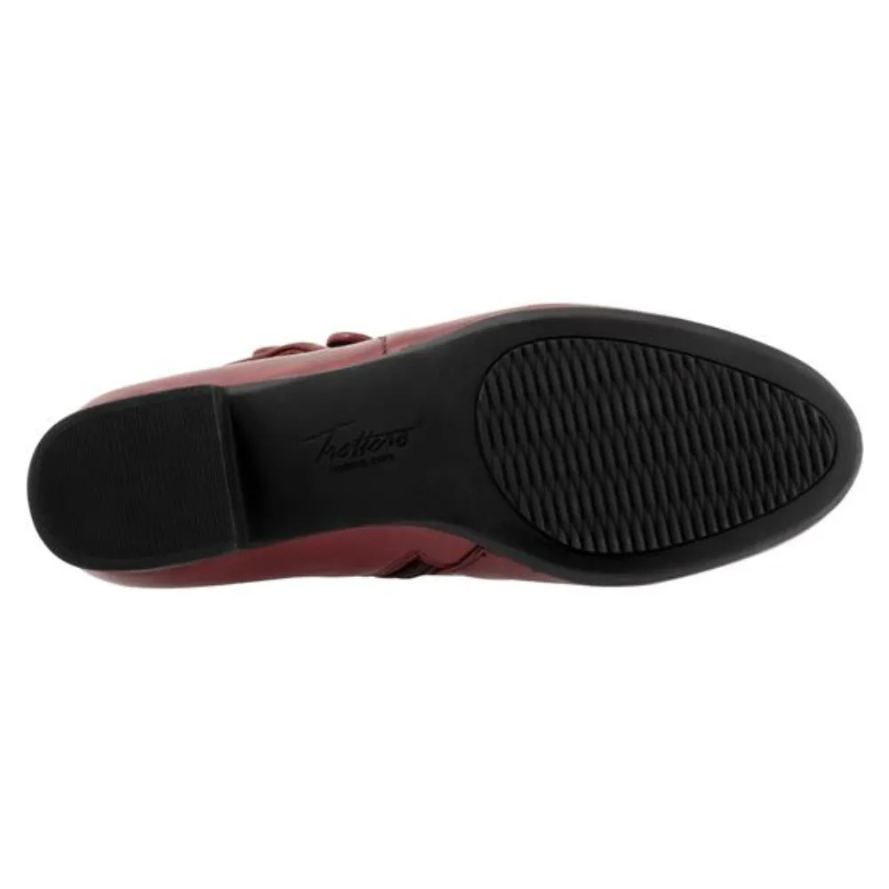 Trotters Mila Sangria Bootie (Women's)